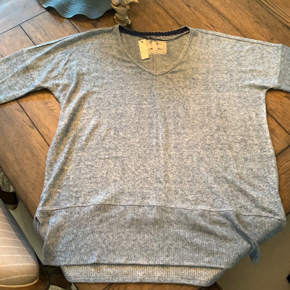 Cupio Sweater